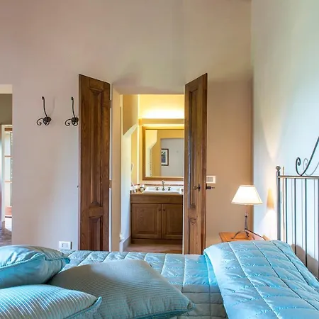 Villa Podere San Buono 6, Emma *